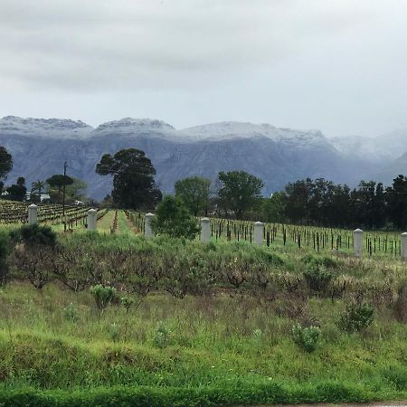 Raithby Winelands Historical Cottage Экстерьер фото